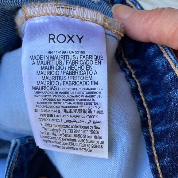 Roxy Button Fly Distressed Frayed Hem Denim Skirt Size XS - Picture 6 of 9